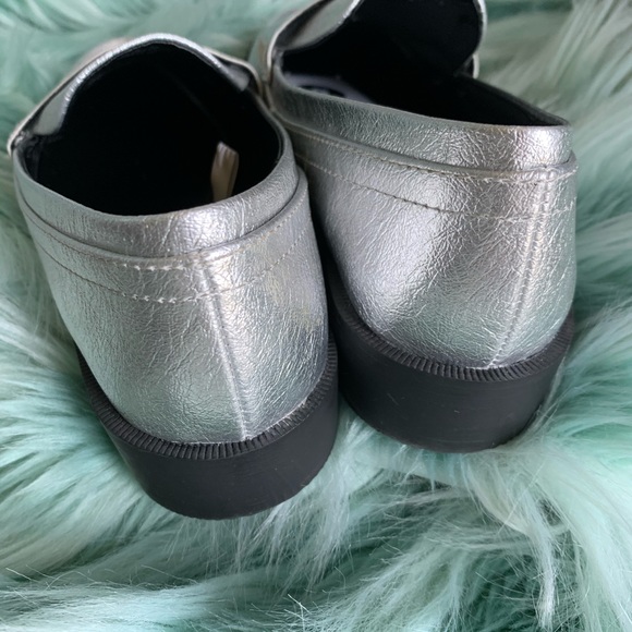 Metallic silver penny loafers - Picture 7 of 7